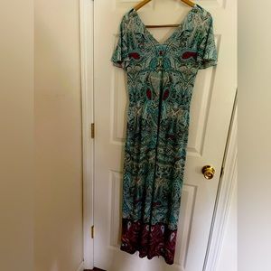 LondonTimes long paisley print dress. Fluttered sleeves, V-neck & slits. Sz. 10